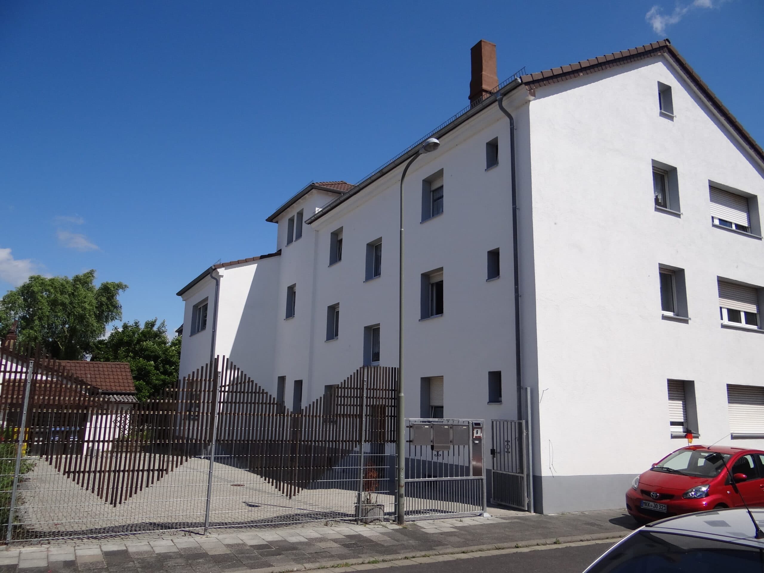 Mehrfamilienhaus