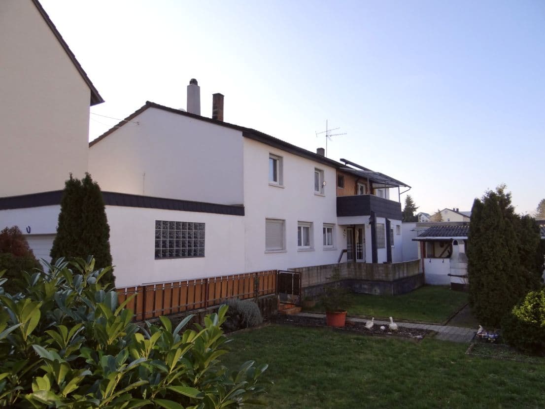EFH/DHH - Ideal für Handwerker - Sanierungsbedürftig!